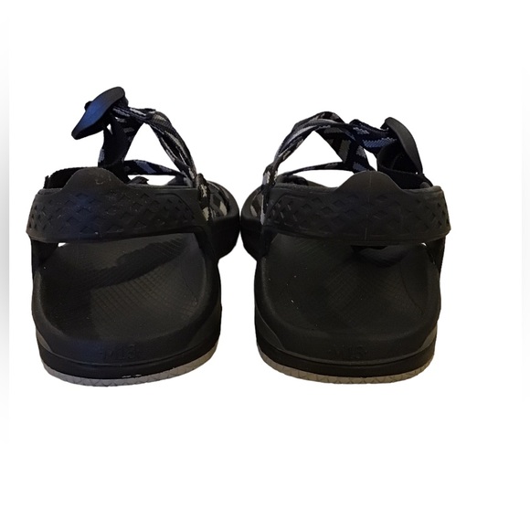 Chaco mens Yampa sandals. Size 13 - Picture 9 of 10